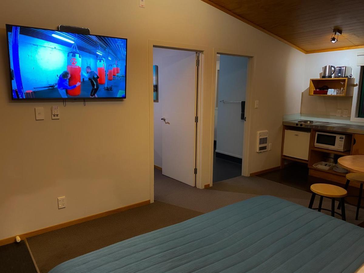 Waitomo Lodge Те Куити Екстериор снимка